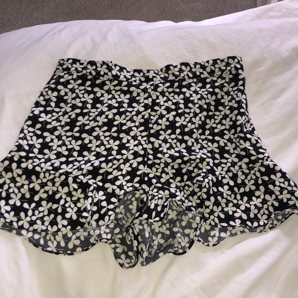 Ruffle shorts!